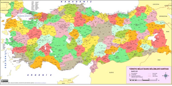Türkiye iller ve ilçeleri gösteren büyük boy siyasi haritası